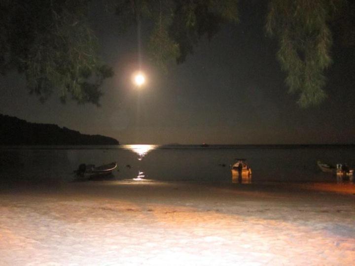 Flora Bay 2 Hotel Perhentian Island Buitenkant foto